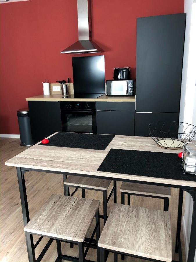 Grand Appartement Fonctionnel Proche Centre-Ville Saumur Eksteriør billede